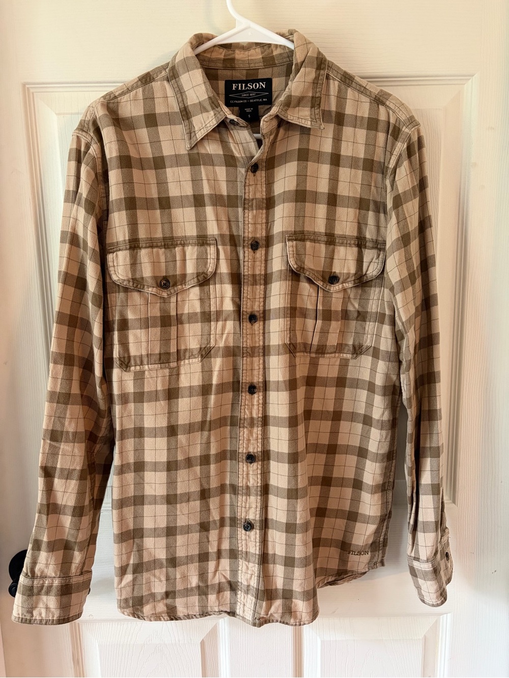 Filson Men's Beige Plaid Button-Up Shirt - size S